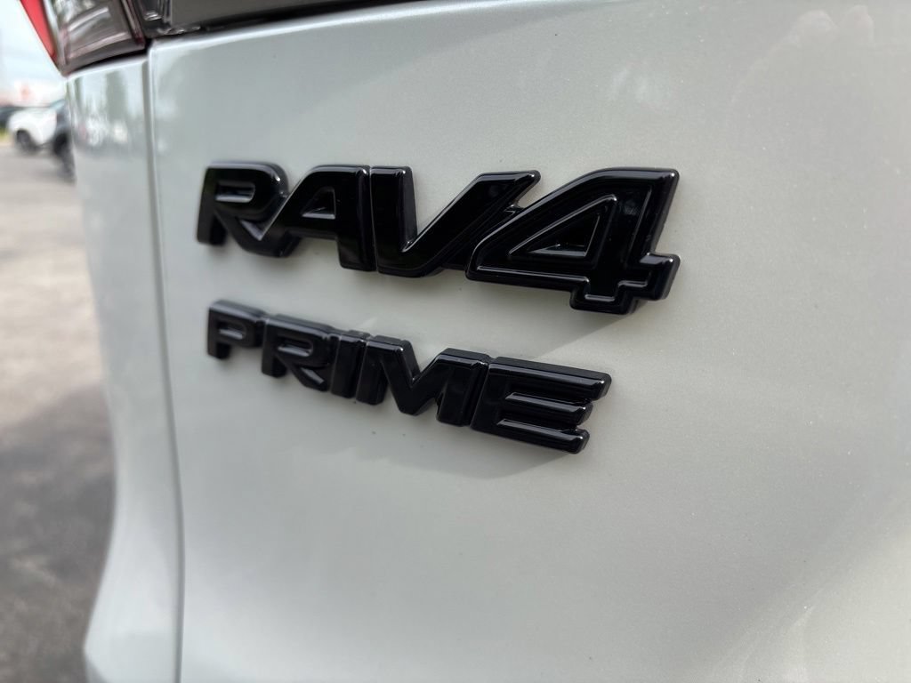 Used 2023 Toyota RAV4 XSE w/ Weather Package AWD/4WD image 18