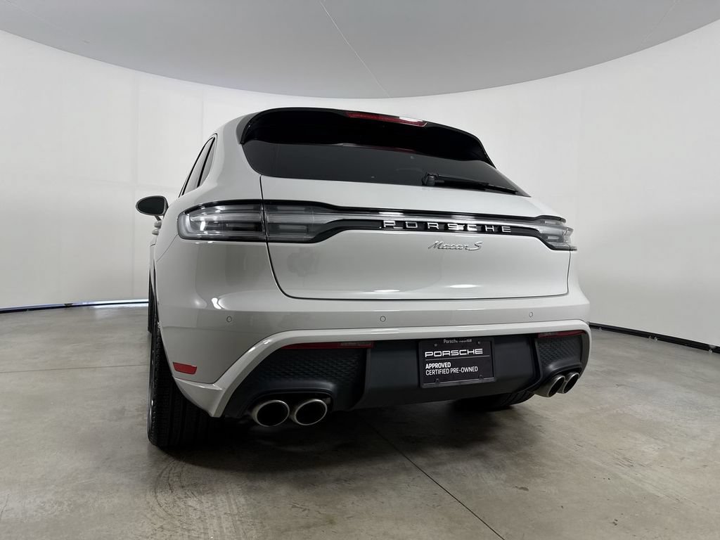 Certified 2025 Porsche Macan S AWD/4WD image 19
