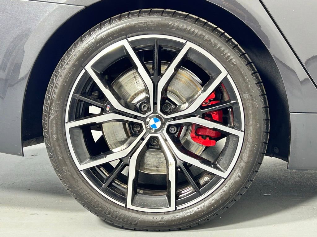 Used 2023 BMW 530i xDrive w/ M Sport Package image 40