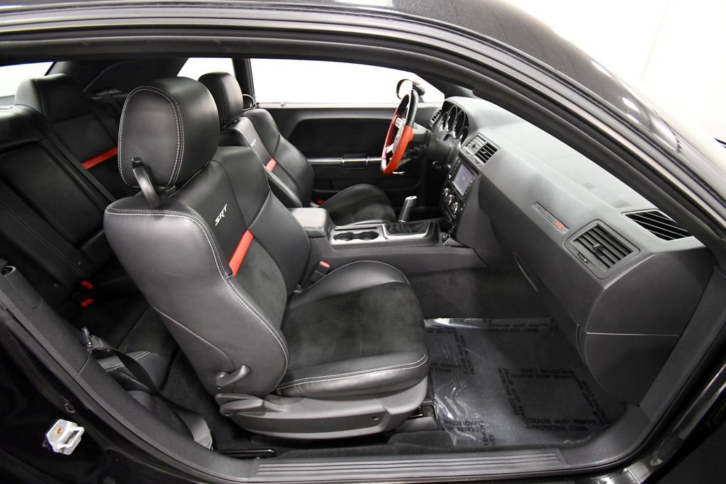 Used 2010 Dodge Challenger SRT8 w/ SRT Option Group II RWD image 15