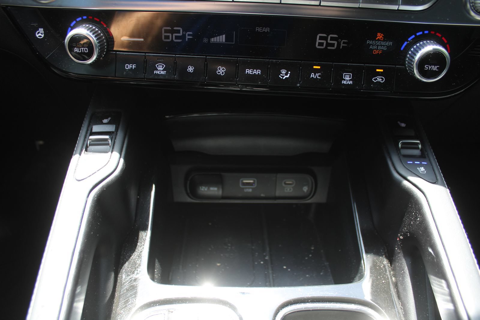 Certified 2024 Kia Telluride SX Prestige X-Line AWD/4WD image 44