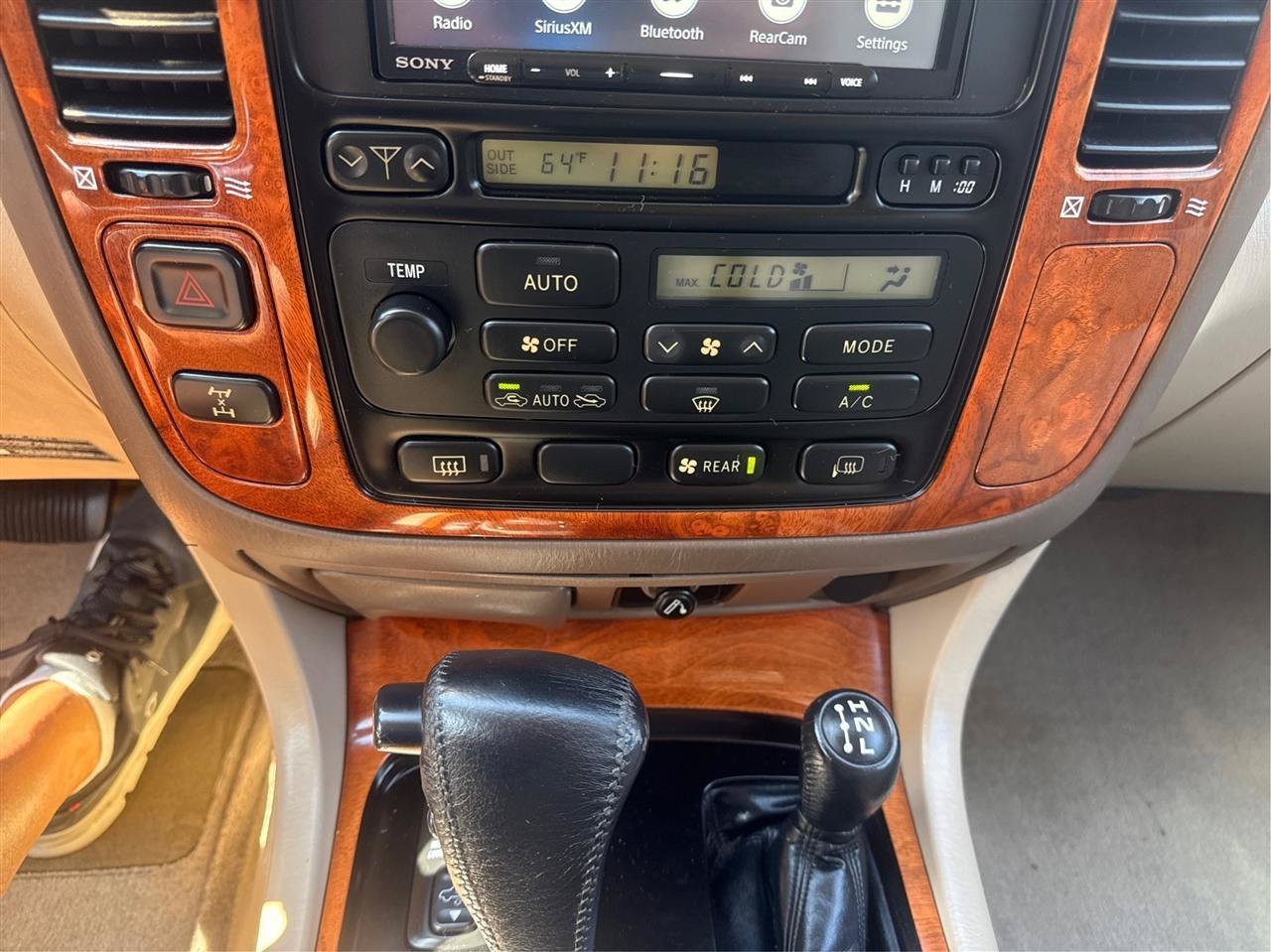 Used 1999 Lexus LX 470 4WD image 28