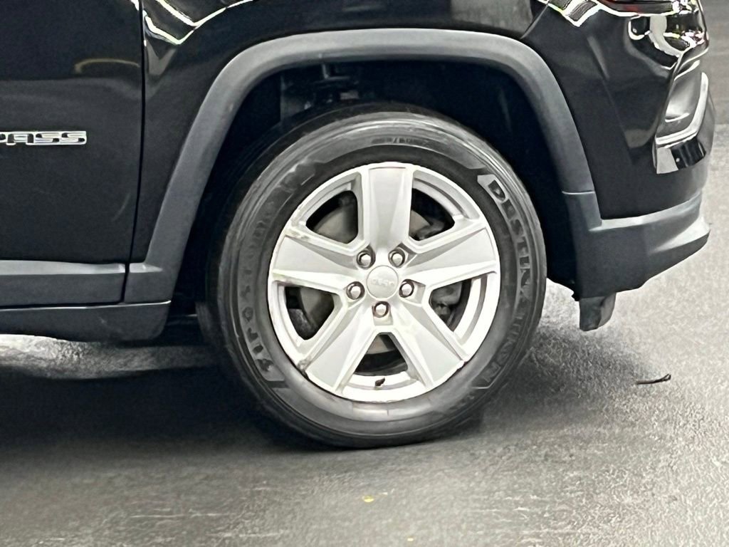 Used 2022 Jeep Compass Latitude image 36