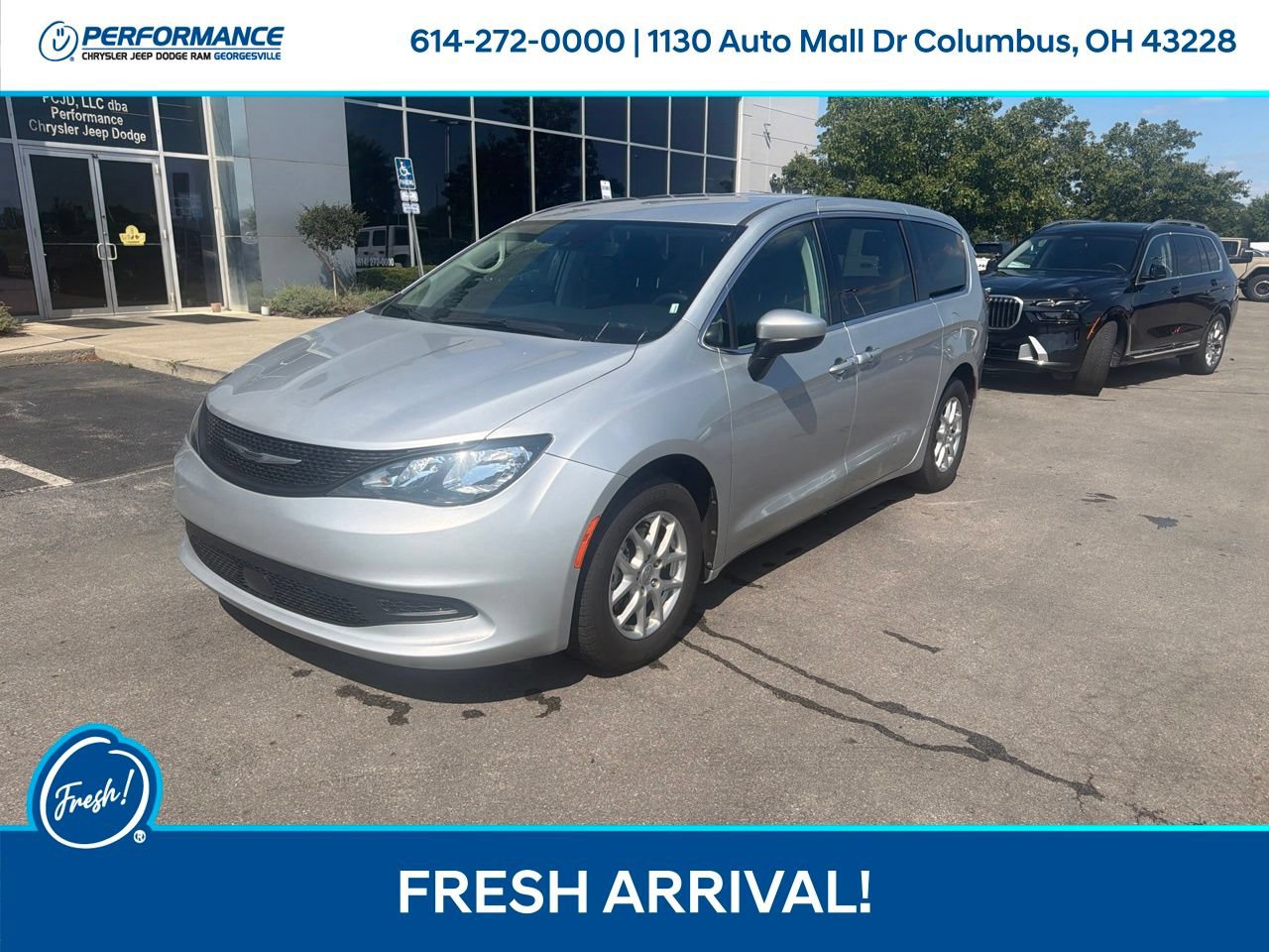 Used 2023 Chrysler Voyager LX FWD image 8
