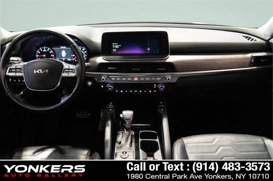 Used 2022 Kia Telluride SX w/ SX Prestige Package image 48