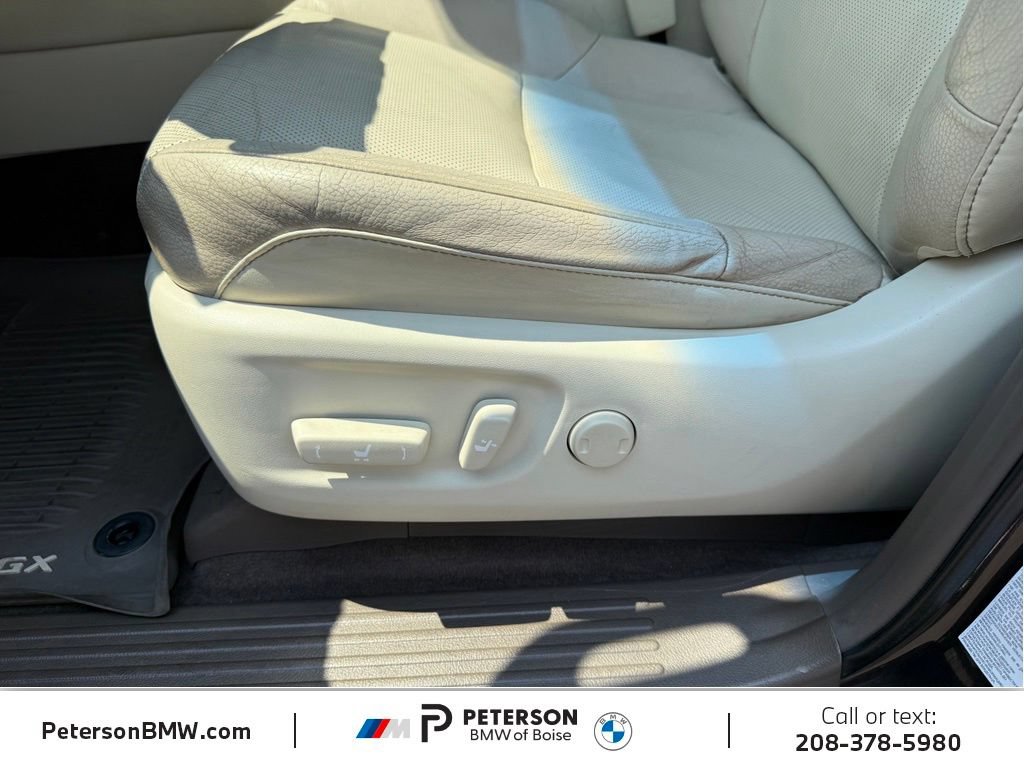 Used 2017 Lexus GX 460 Premium AWD/4WD image 26