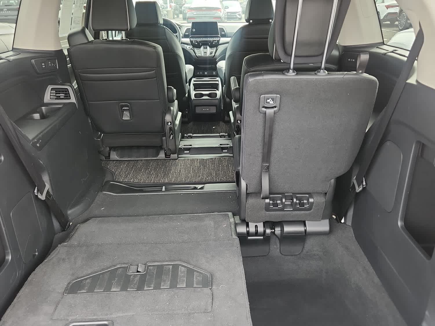 Used 2025 Honda Odyssey Touring image 22