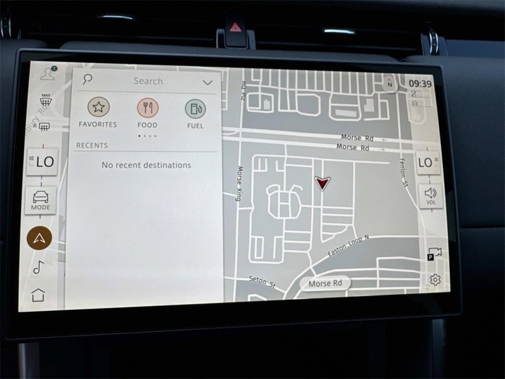 New 2025 Land Rover Discovery Sport S image 24