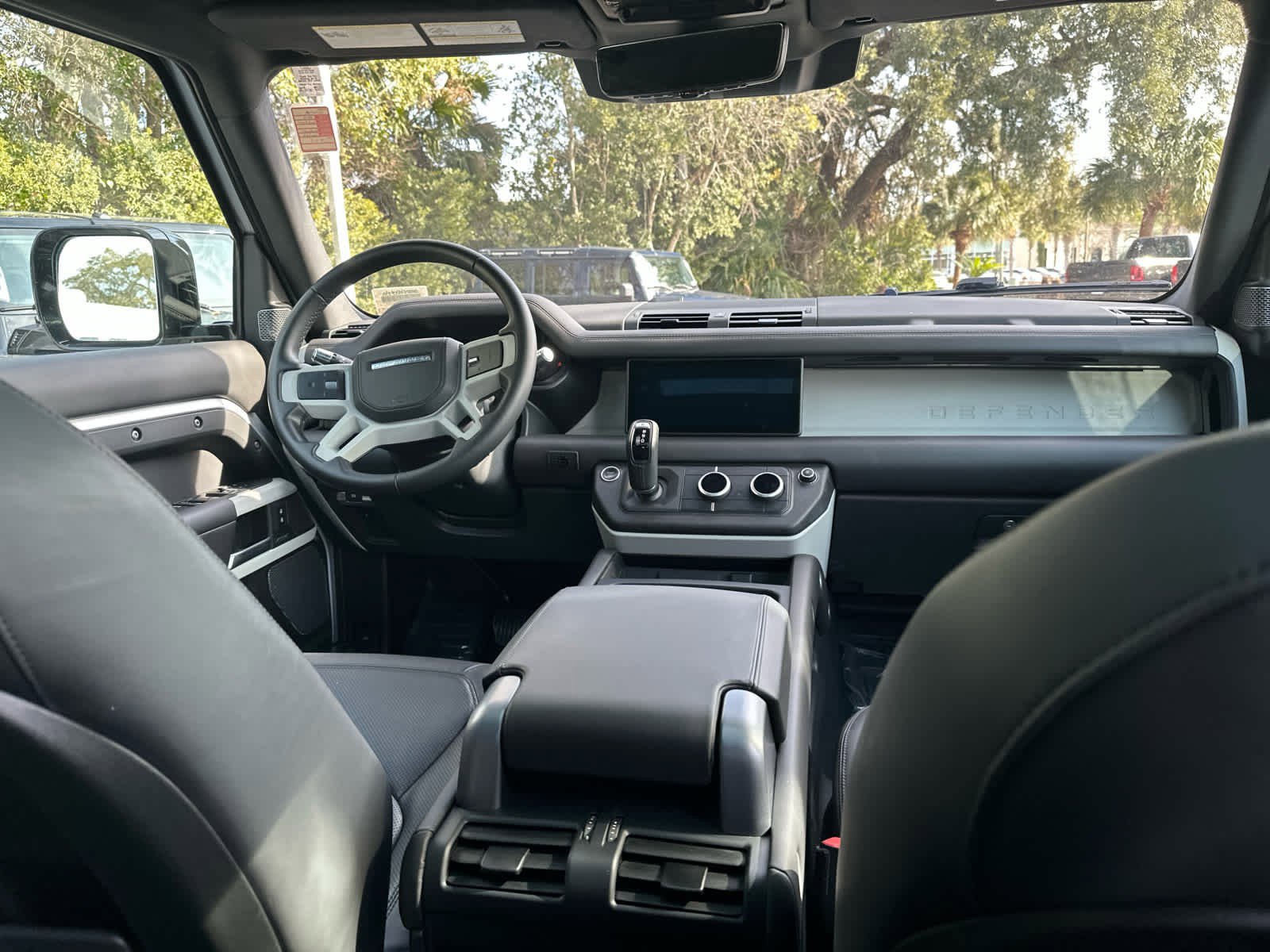 Used 2022 Land Rover Defender 110 XS Edition image 22