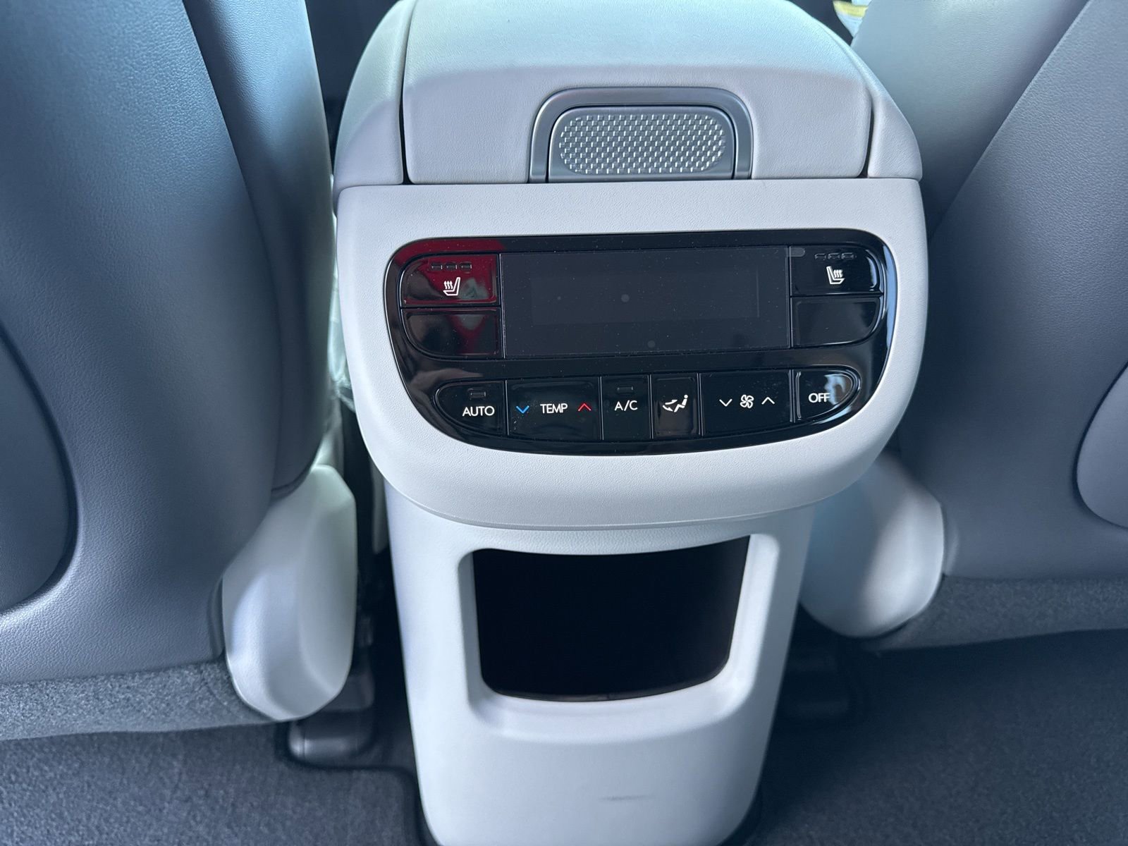 Used 2026 Hyundai Ioniq 9 SEL image 22