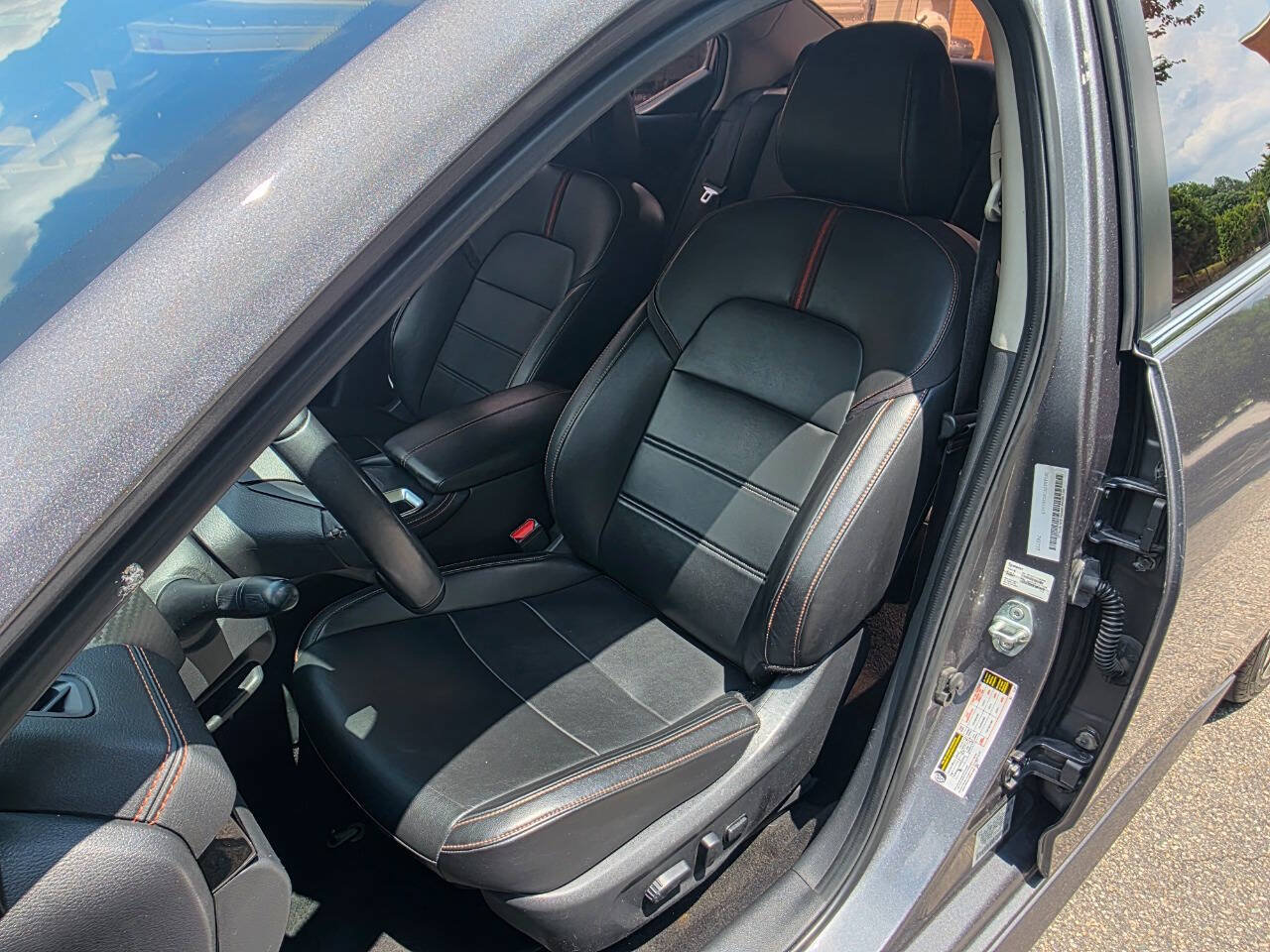 Used 2021 Nissan Sentra SR w/ SR Premium Package FWD image 13