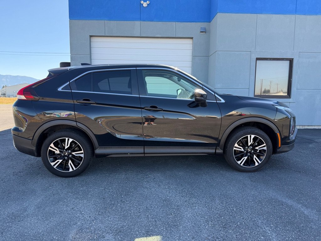 Used 2025 Mitsubishi Eclipse Cross SE AWD/4WD image 5