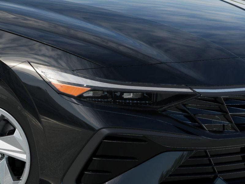 New 2026 Hyundai Elantra SE FWD image 9