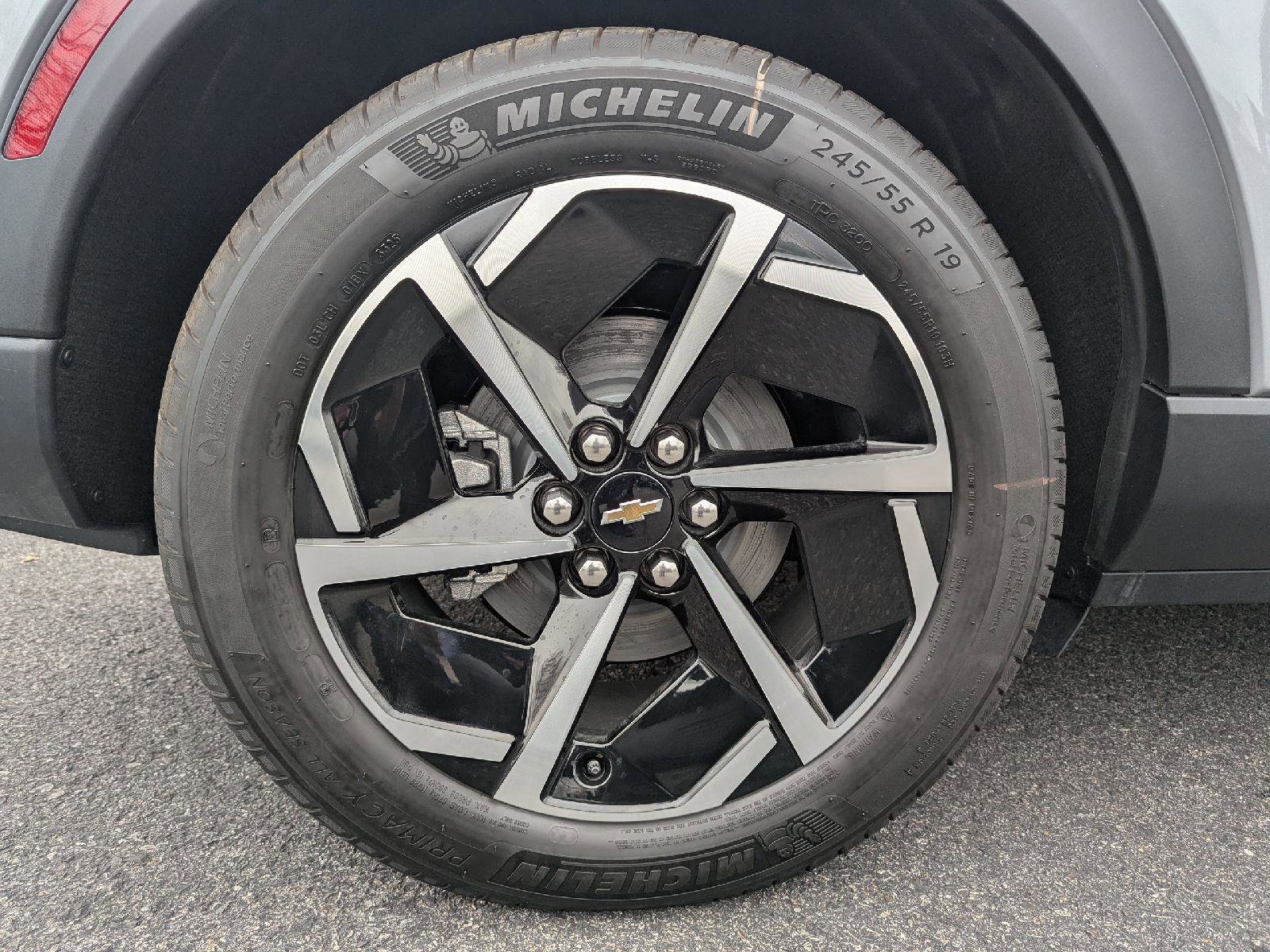 New 2026 Chevrolet Equinox EV LT image 23