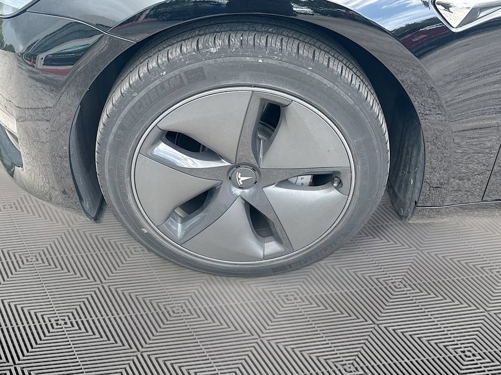 Used 2019 Tesla Model 3 Standard Range RWD image 28
