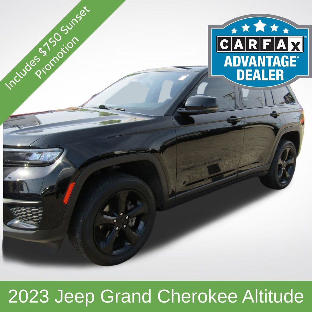 Used 2023 Jeep Grand Cherokee Altitude AWD/4WD image 1