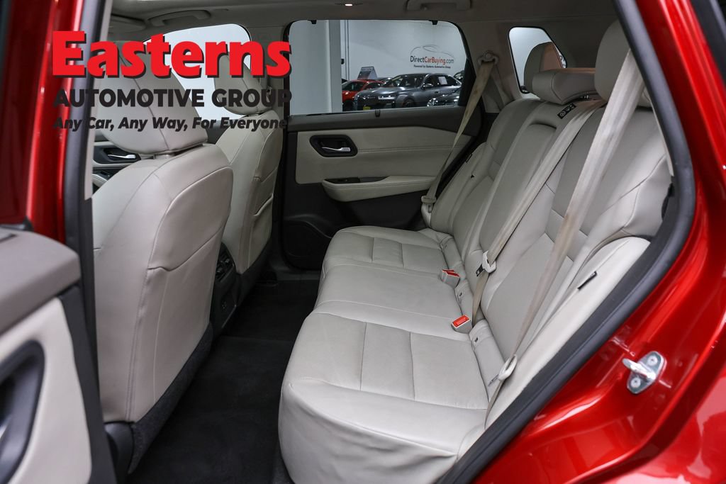 Used 2023 Nissan Rogue SV w/ SV Premium Package AWD/4WD image 22