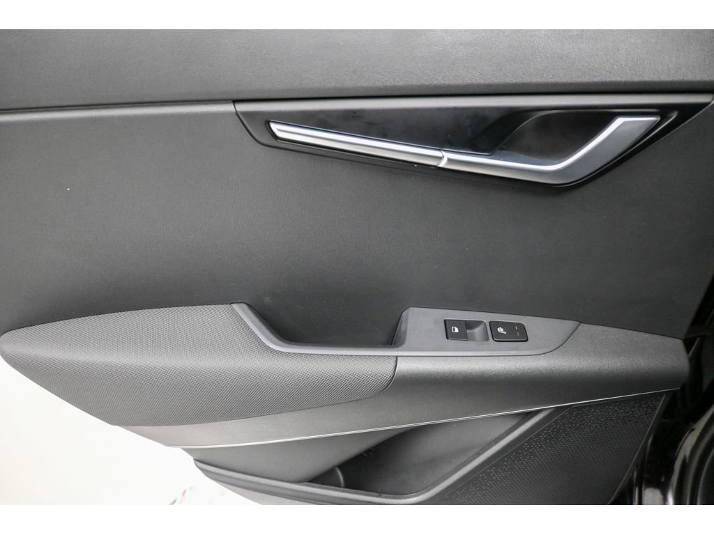 Certified 2025 Kia Niro Wind w/ Wind Preserve Package image 22