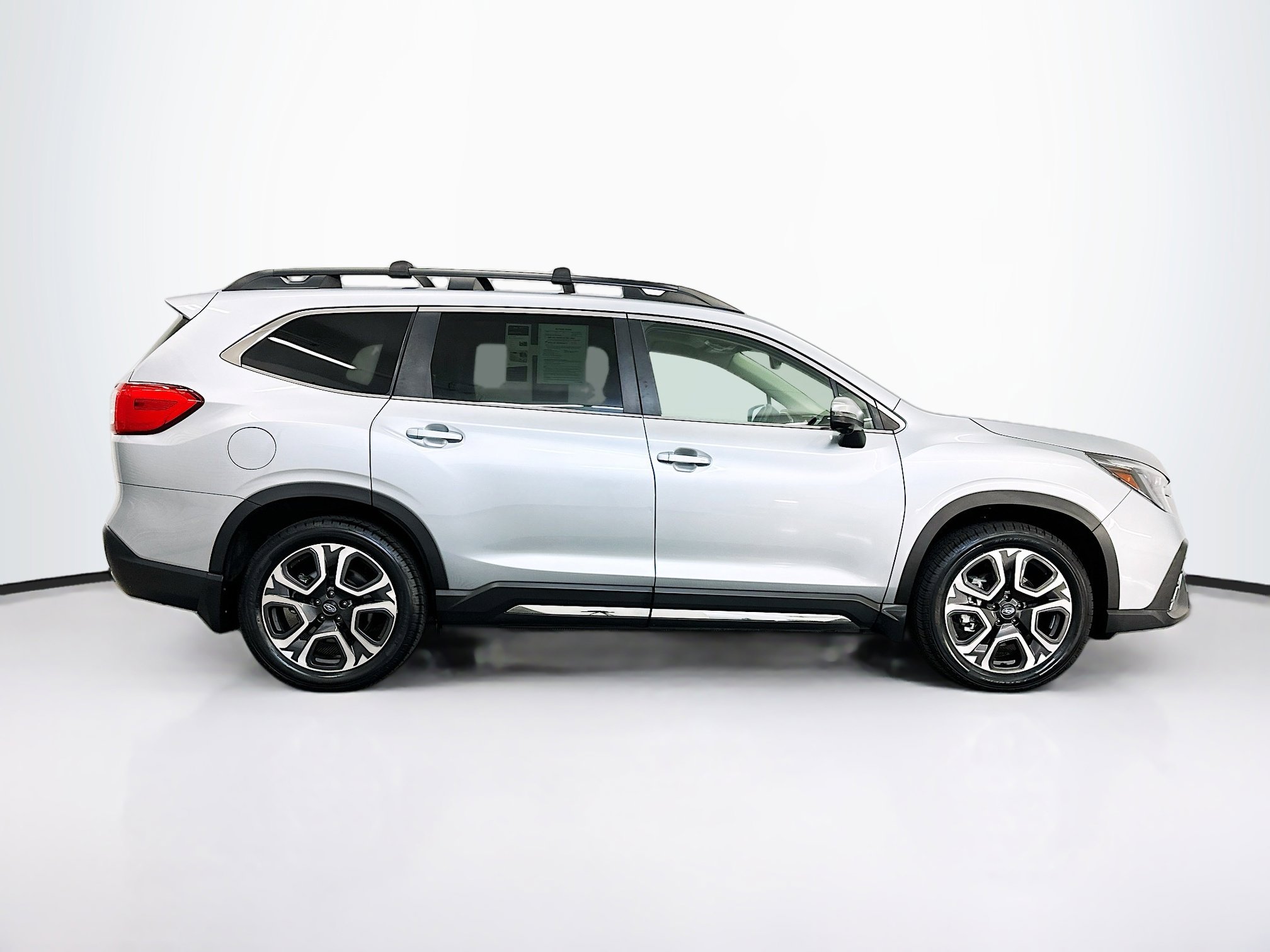 Used 2023 Subaru Ascent Limited w/ Technology Package image 10
