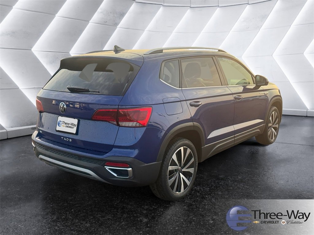 Used 2024 Volkswagen Taos SE image 5