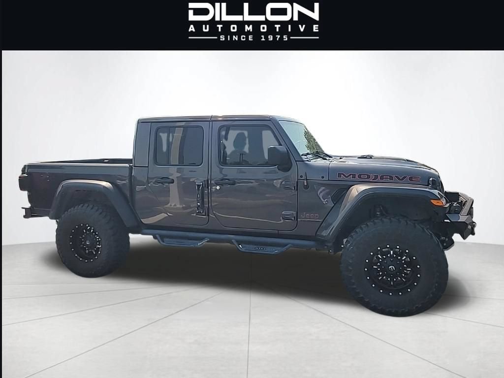 Used 2023 Jeep Gladiator Mojave w/ Cold Weather Group AWD/4WD image 4