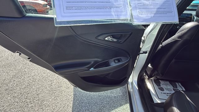 Used 2017 Chevrolet Malibu LT w/ Leather Package image 23