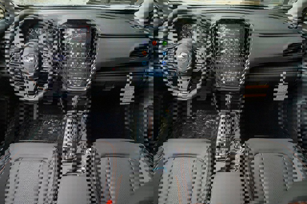 New 2025 Subaru Crosstrek 2.5i Limited image 15