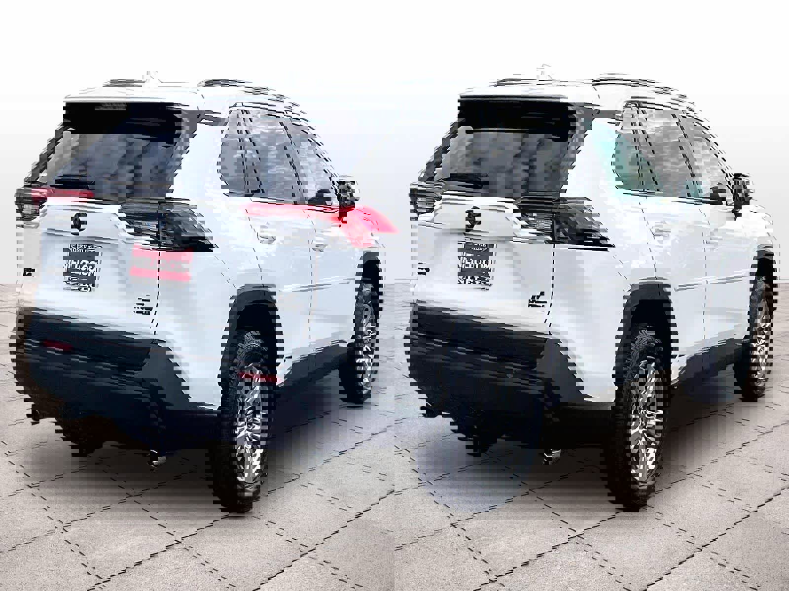 Used 2022 Toyota RAV4 LE image 15