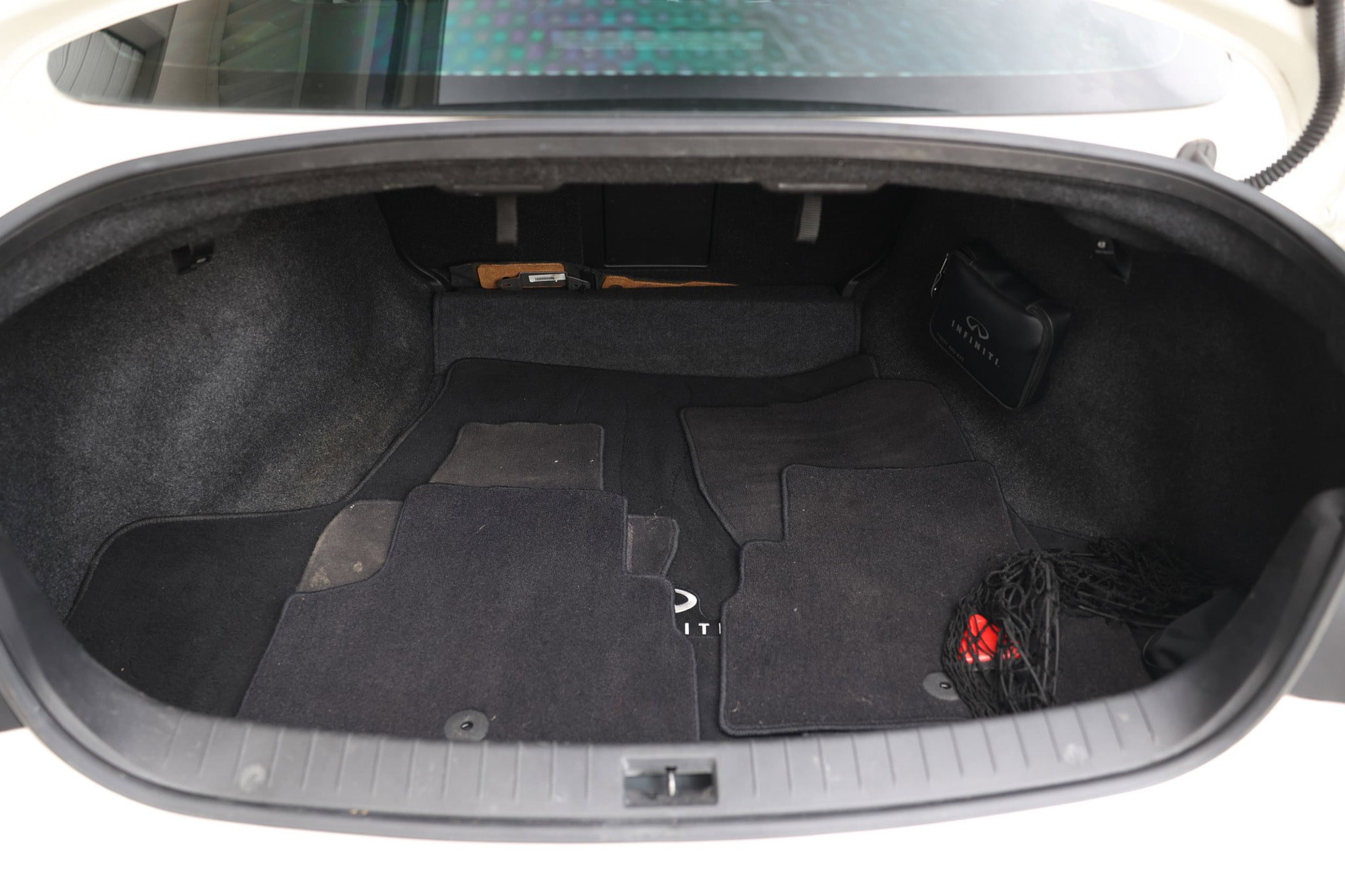 Used 2022 INFINITI Q50 Luxe w/ Cargo Package image 27