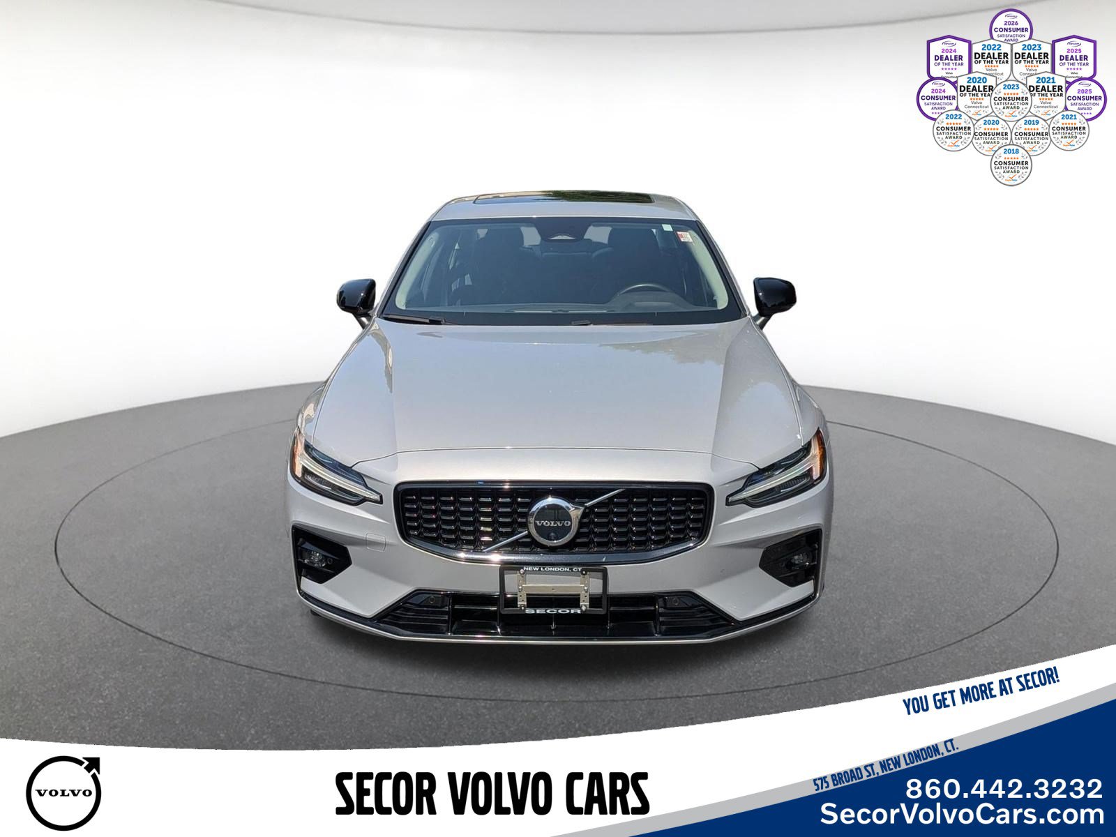 Certified 2023 Volvo S60 B5 Plus AWD/4WD image 2