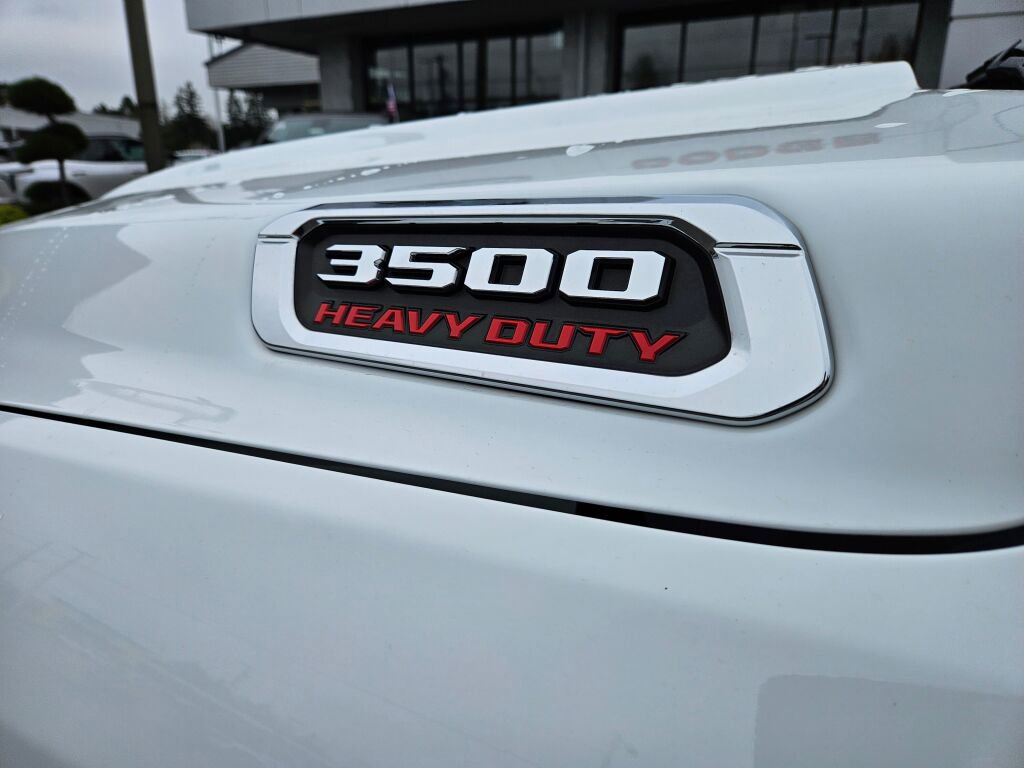 Used 2024 RAM 3500 SLT w/ Quick Order Package 2YG SLT AWD/4WD image 11