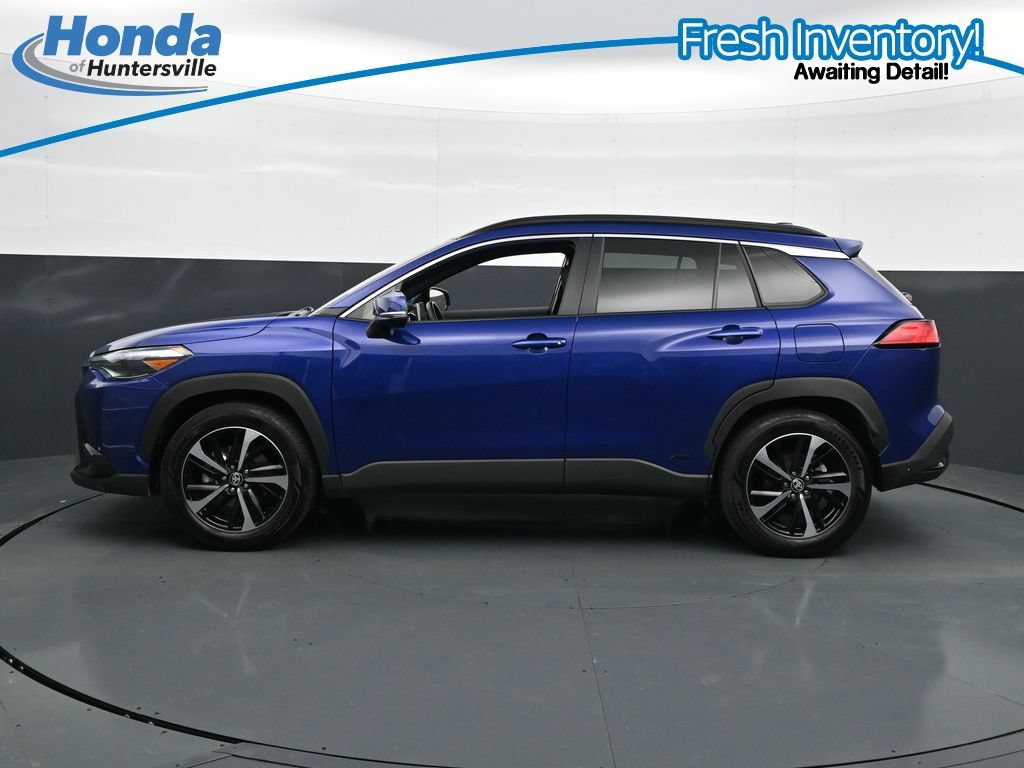 Used 2023 Toyota Corolla Cross AWD Hybrid w/ Convenience Package image 6