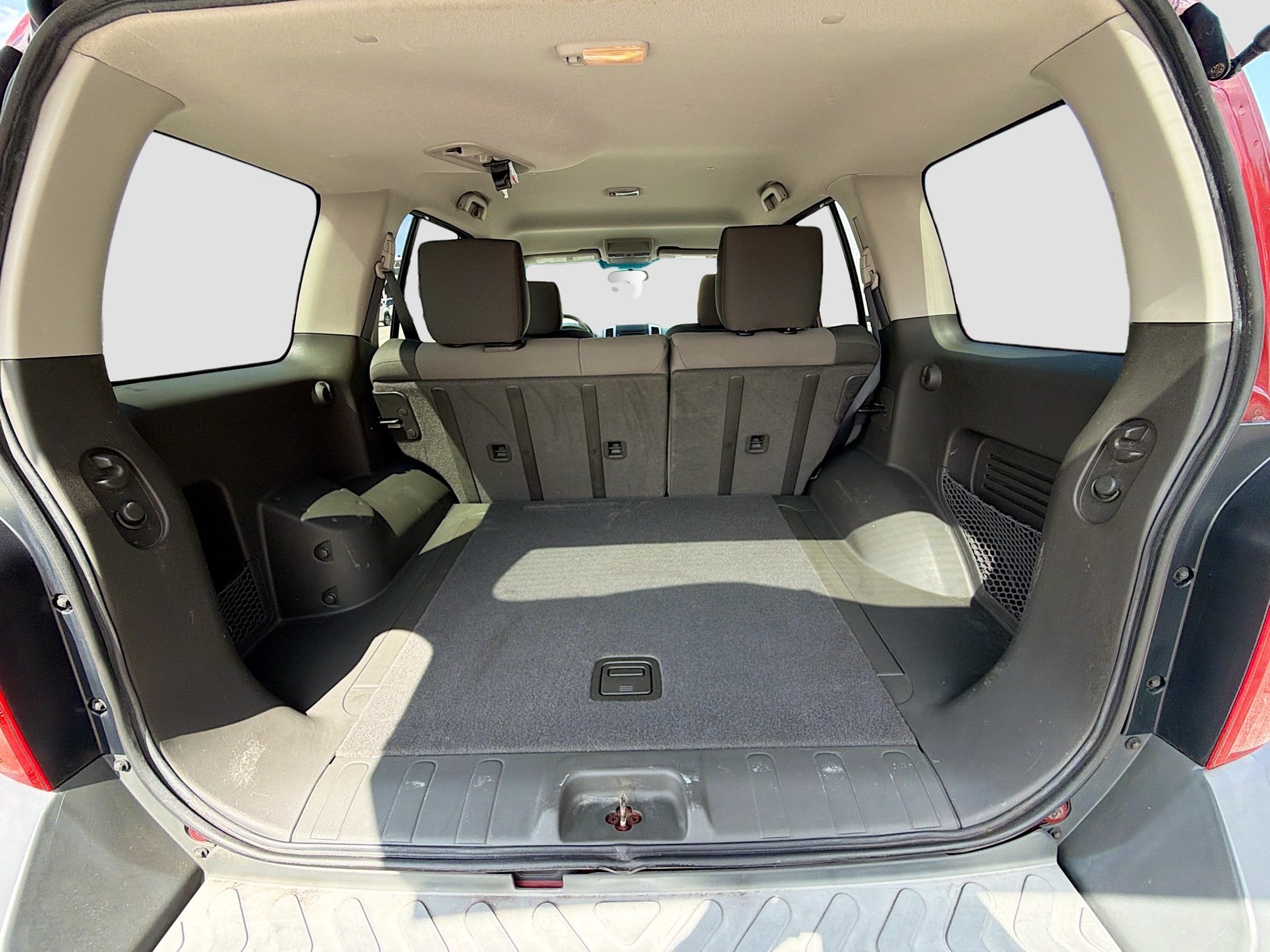 Used 2015 Nissan Xterra X w/ Nevada Tow Package RWD image 12