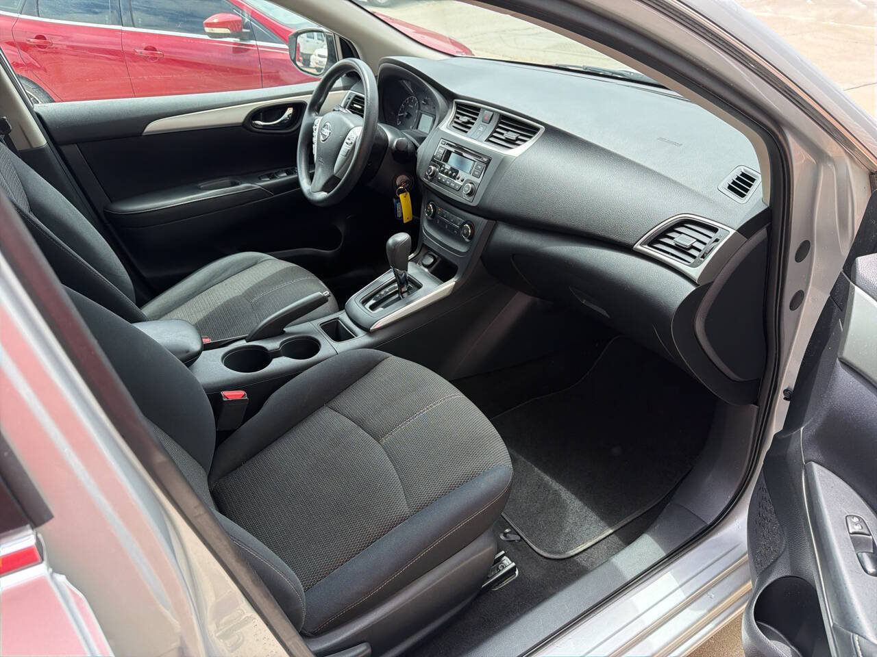 Used 2016 Nissan Sentra S FWD image 21
