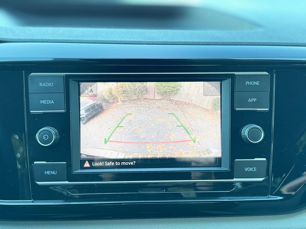 Used 2024 Volkswagen Taos S image 15