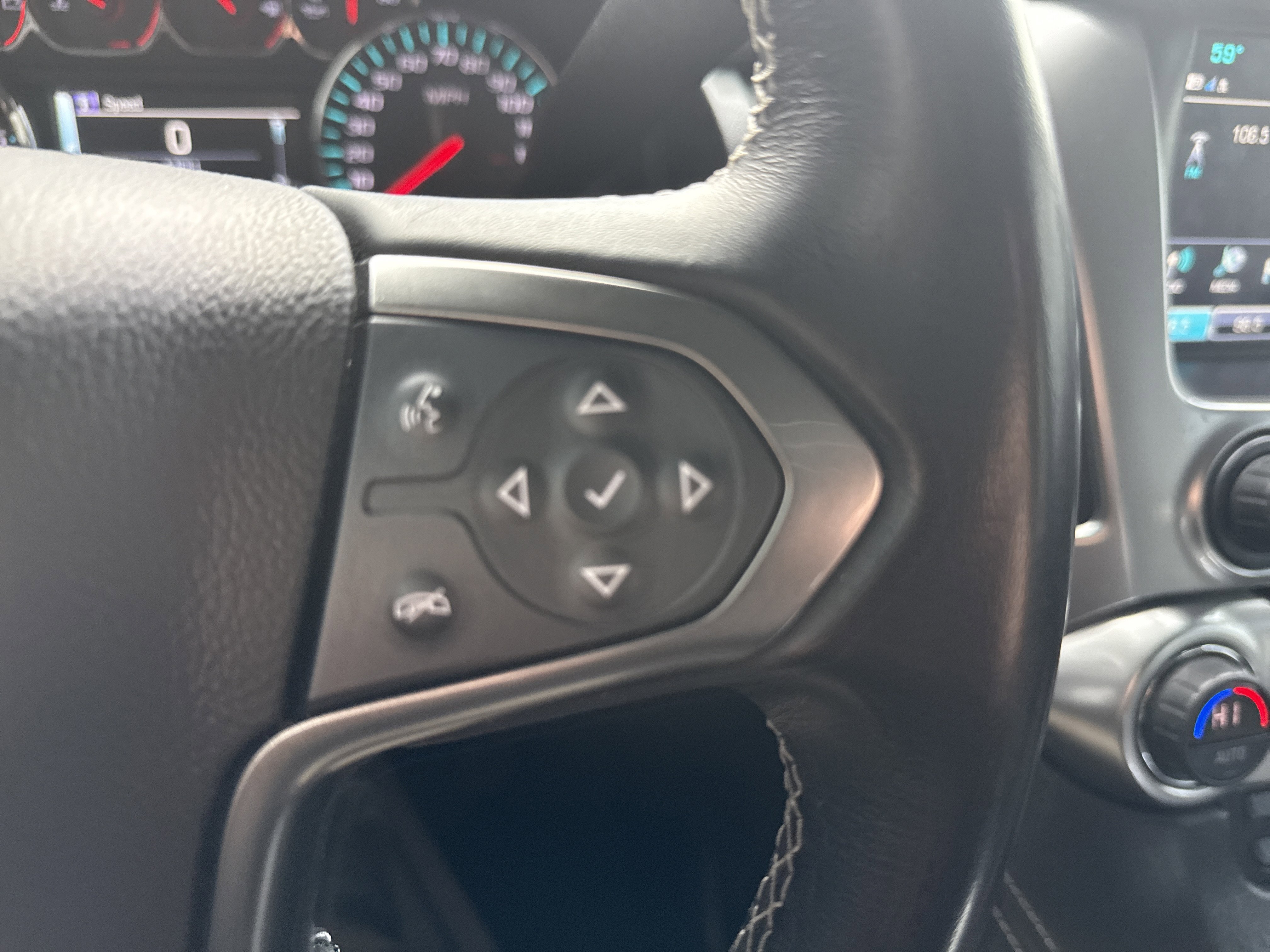 Used 2020 Chevrolet Tahoe LS AWD/4WD image 19