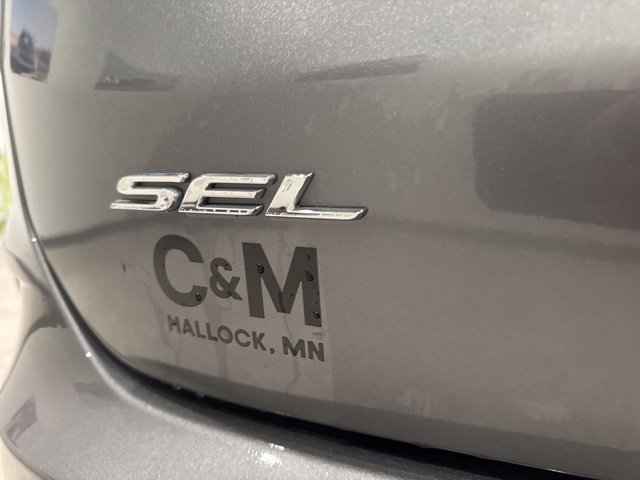 Used 2022 Ford Edge SEL w/ Sport Appearance Package image 15