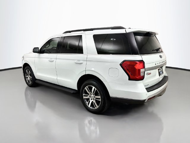 Used 2024 Ford Expedition XLT RWD image 5
