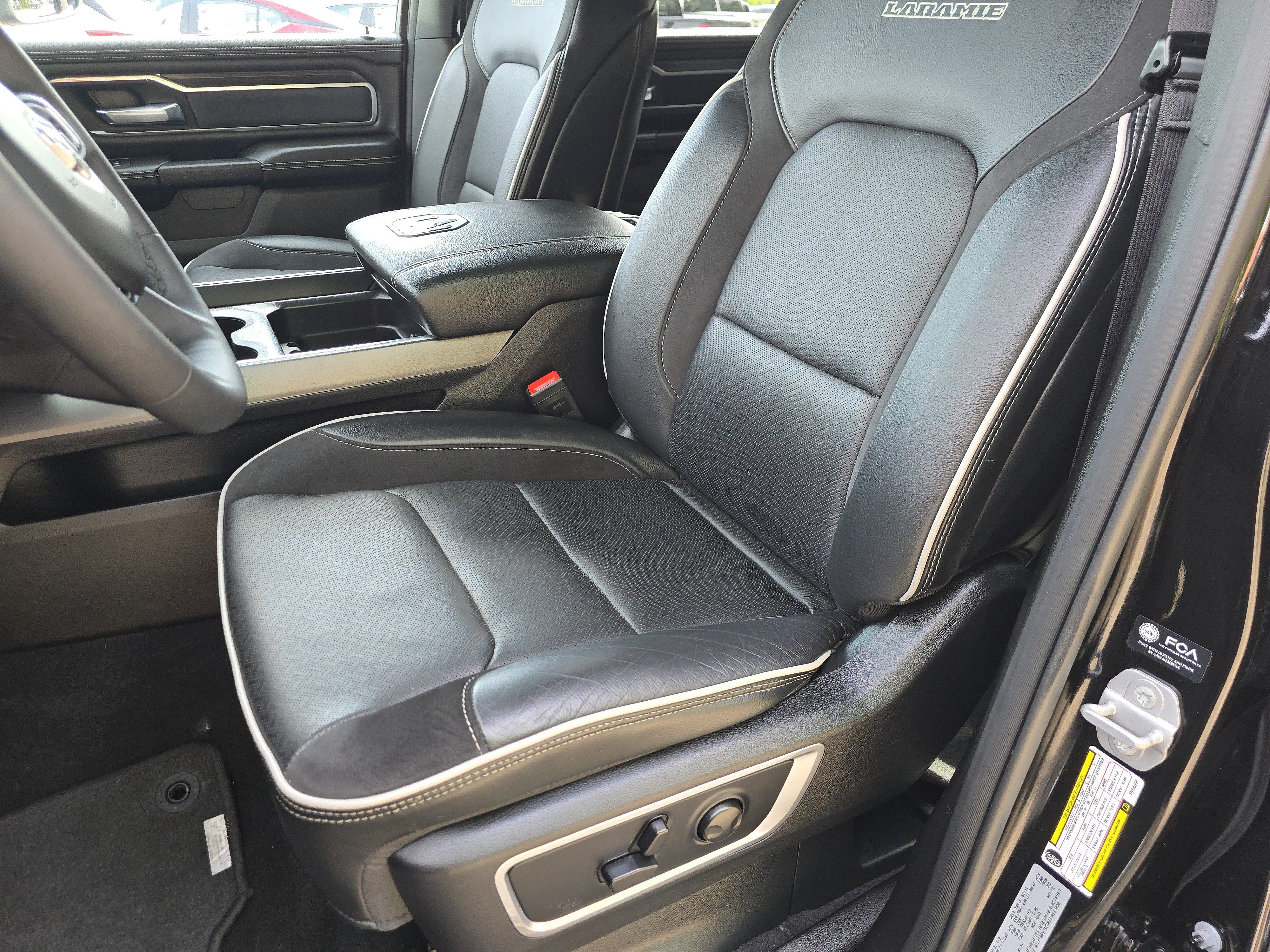 Used 2026 RAM 1500 Laramie w/ Sport Appearance Package AWD/4WD image 22