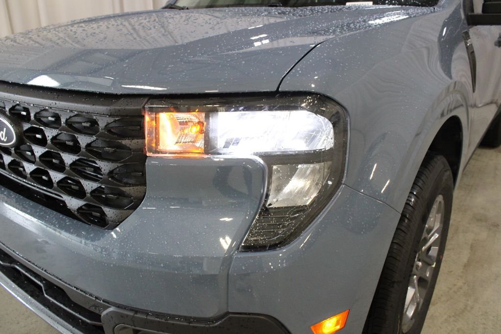 New 2026 Ford Maverick XLT w/ XLT Luxury Package FWD image 33