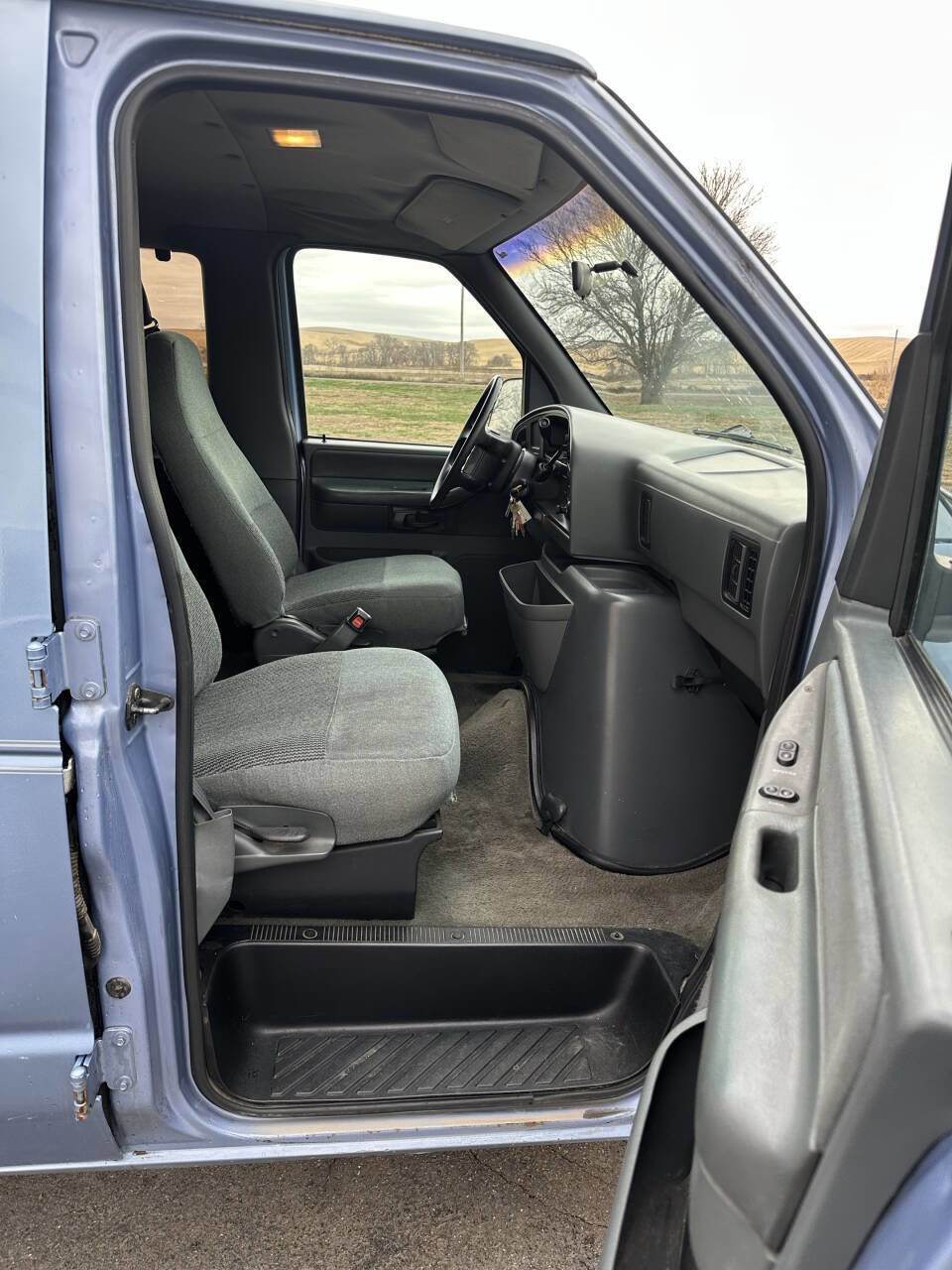 Used 1995 Ford E-350 and Econoline 350 XLT image 19