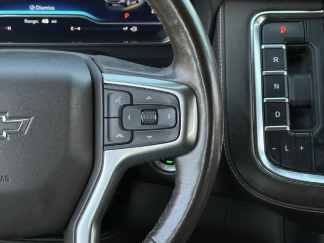 Used 2022 Chevrolet Tahoe Z71 w/ Luxury Package AWD/4WD image 16