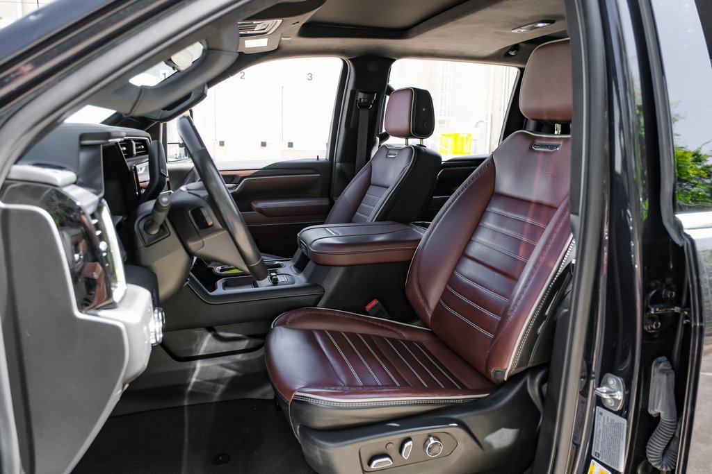 Used 2024 GMC Sierra 3500 Denali Ultimate image 35