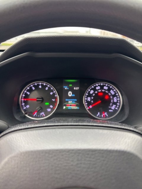 Used 2019 Toyota RAV4 XLE image 9