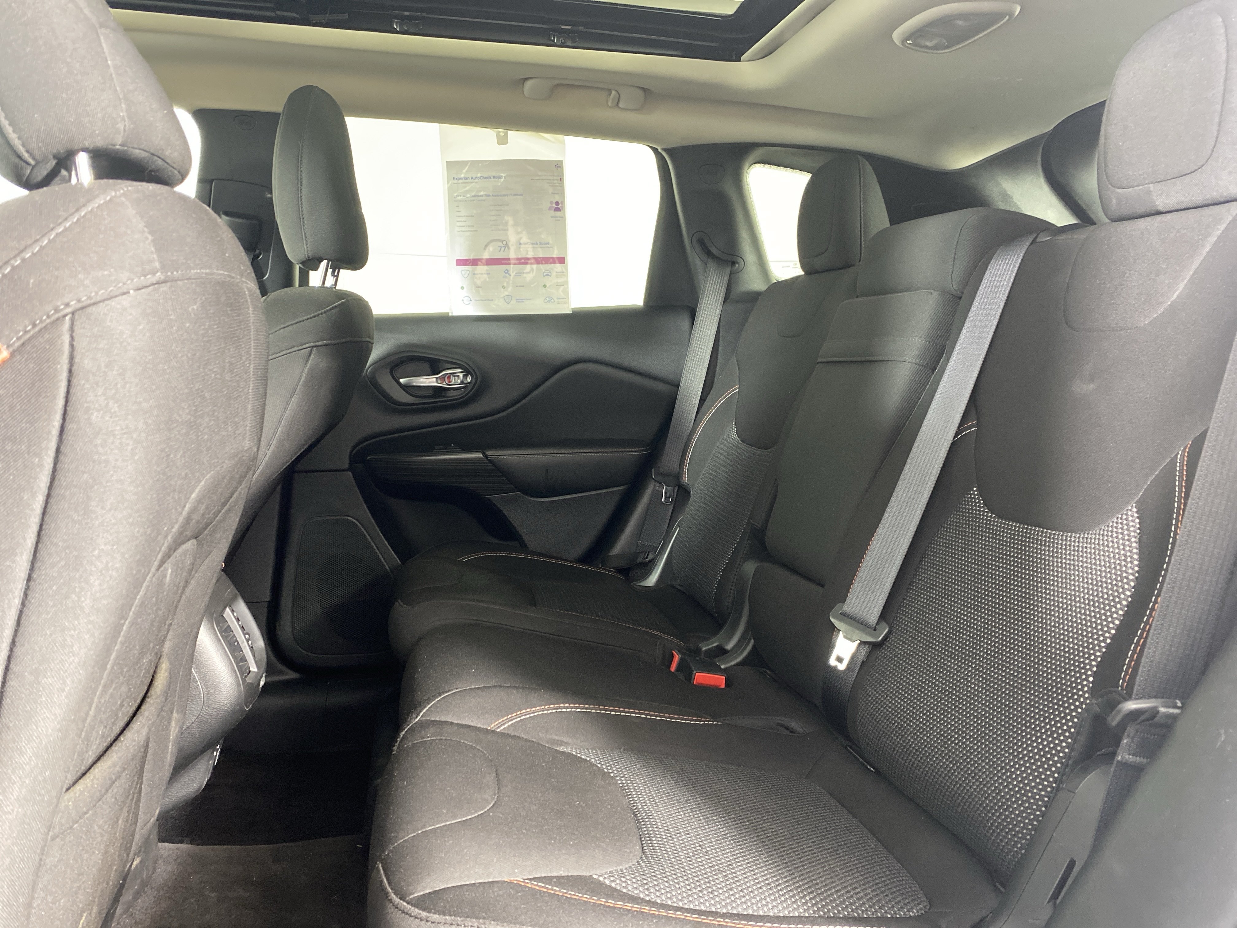 Used 2017 Jeep Cherokee 75th Anniversary AWD/4WD image 35