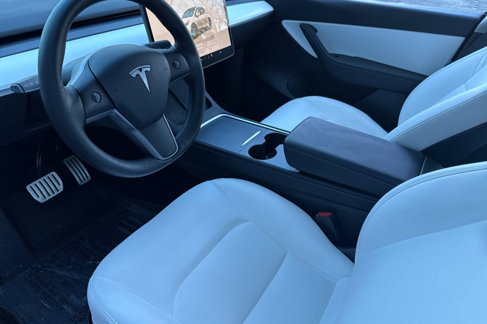 Used 2022 Tesla Model Y Performance image 11