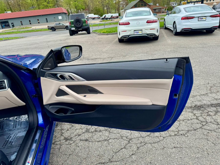 Used 2021 BMW M440i Convertible w/ Premium Package RWD image 26