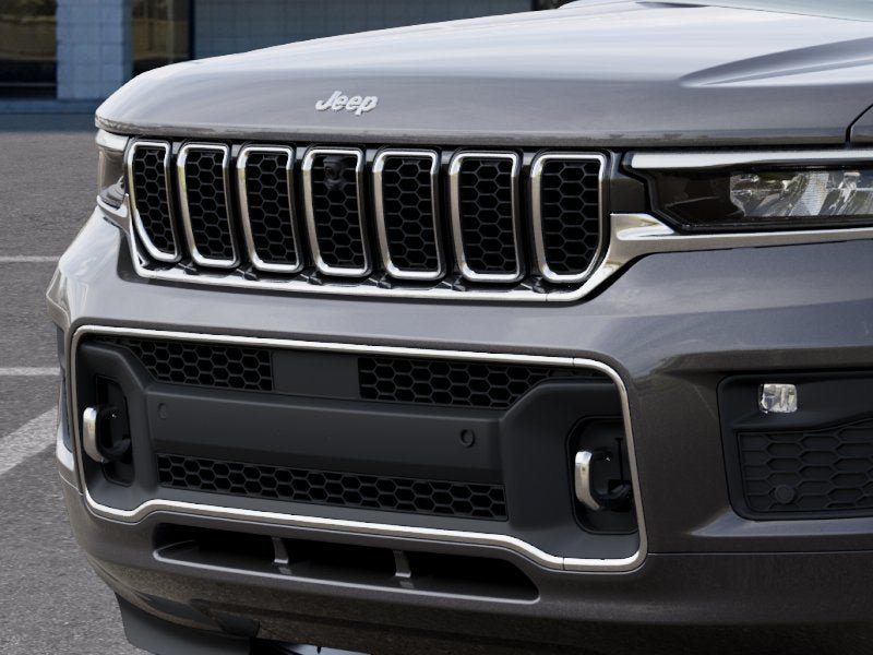 New 2025 Jeep Grand Cherokee L Overland w/ Advanced Protech Group III AWD/4WD image 39
