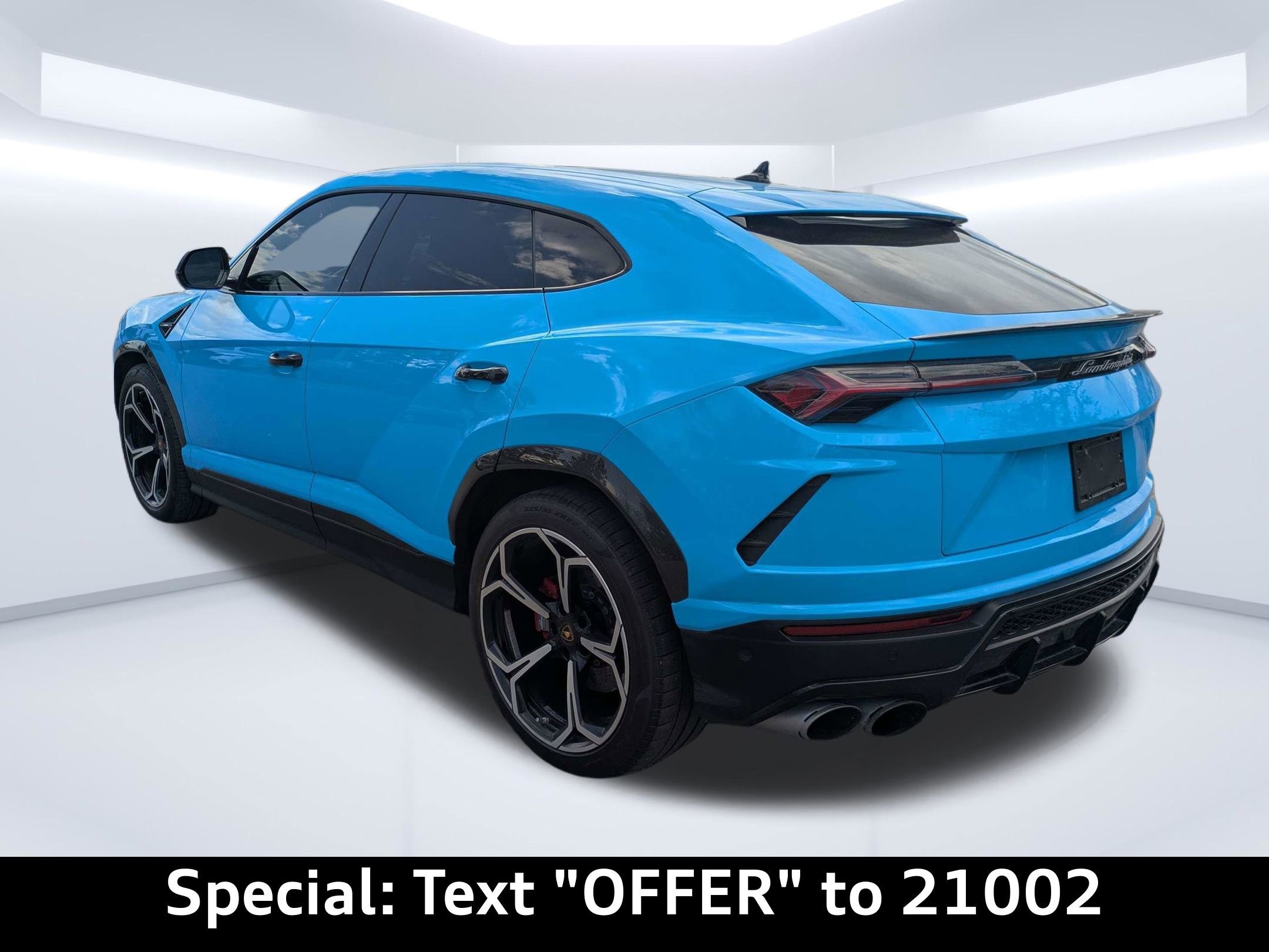 Used 2020 Lamborghini Urus AWD/4WD image 5
