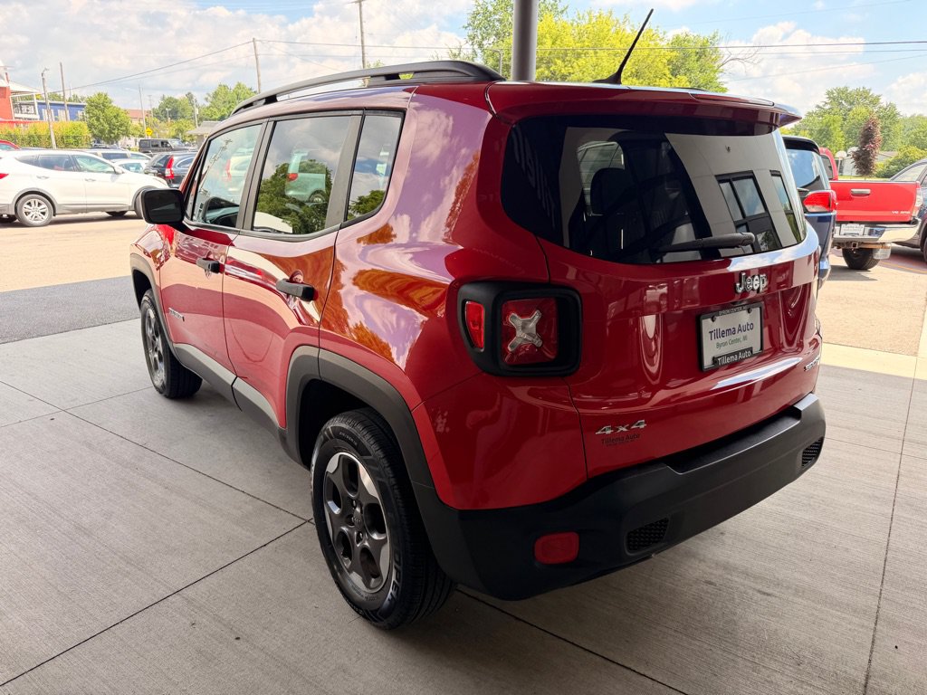 Used 2017 Jeep Renegade Sport w/ Power & Air Group AWD/4WD image 5